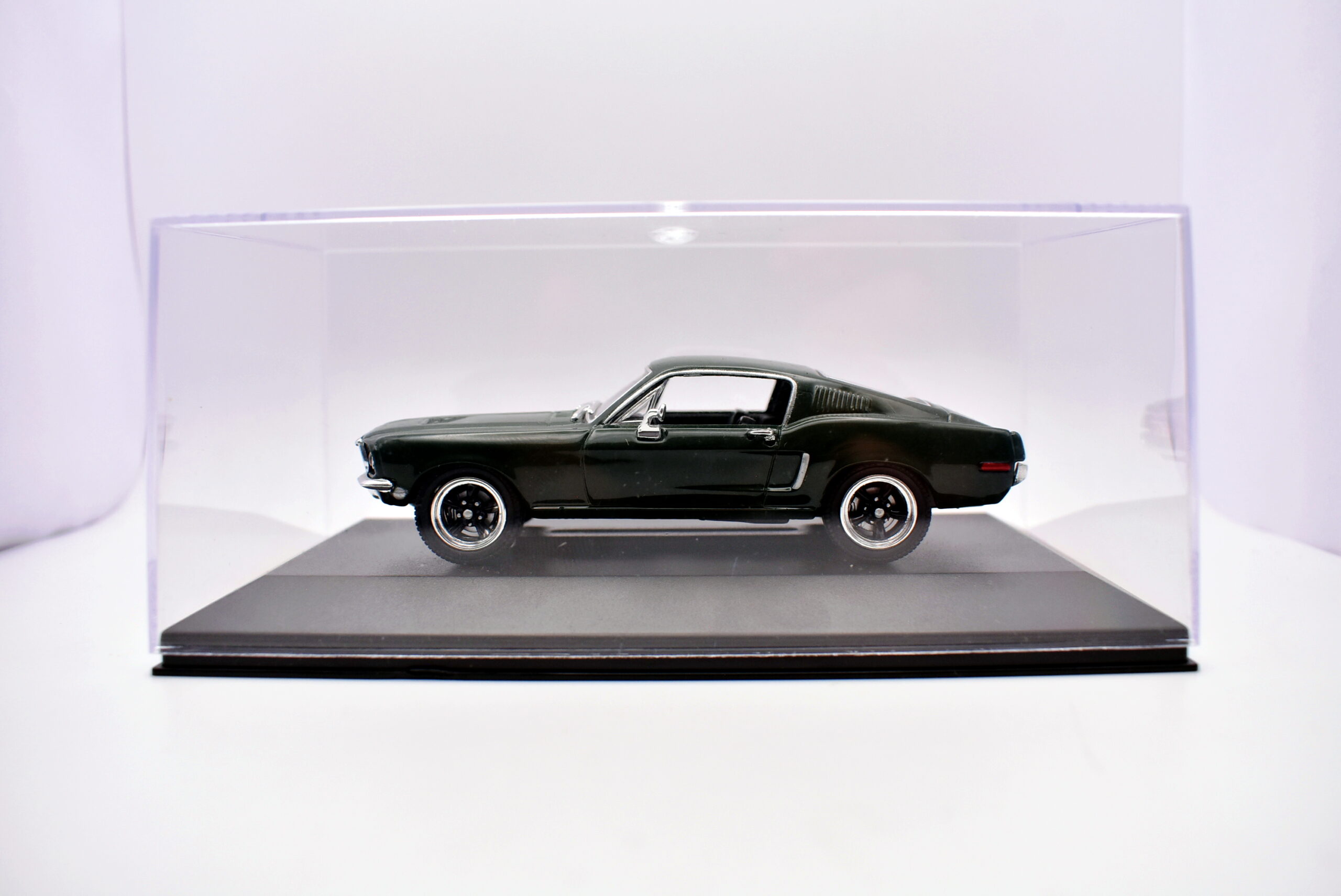 Modellini auto americane scala 1:43 ford mustang GT diecast modellismo statico - Image 2