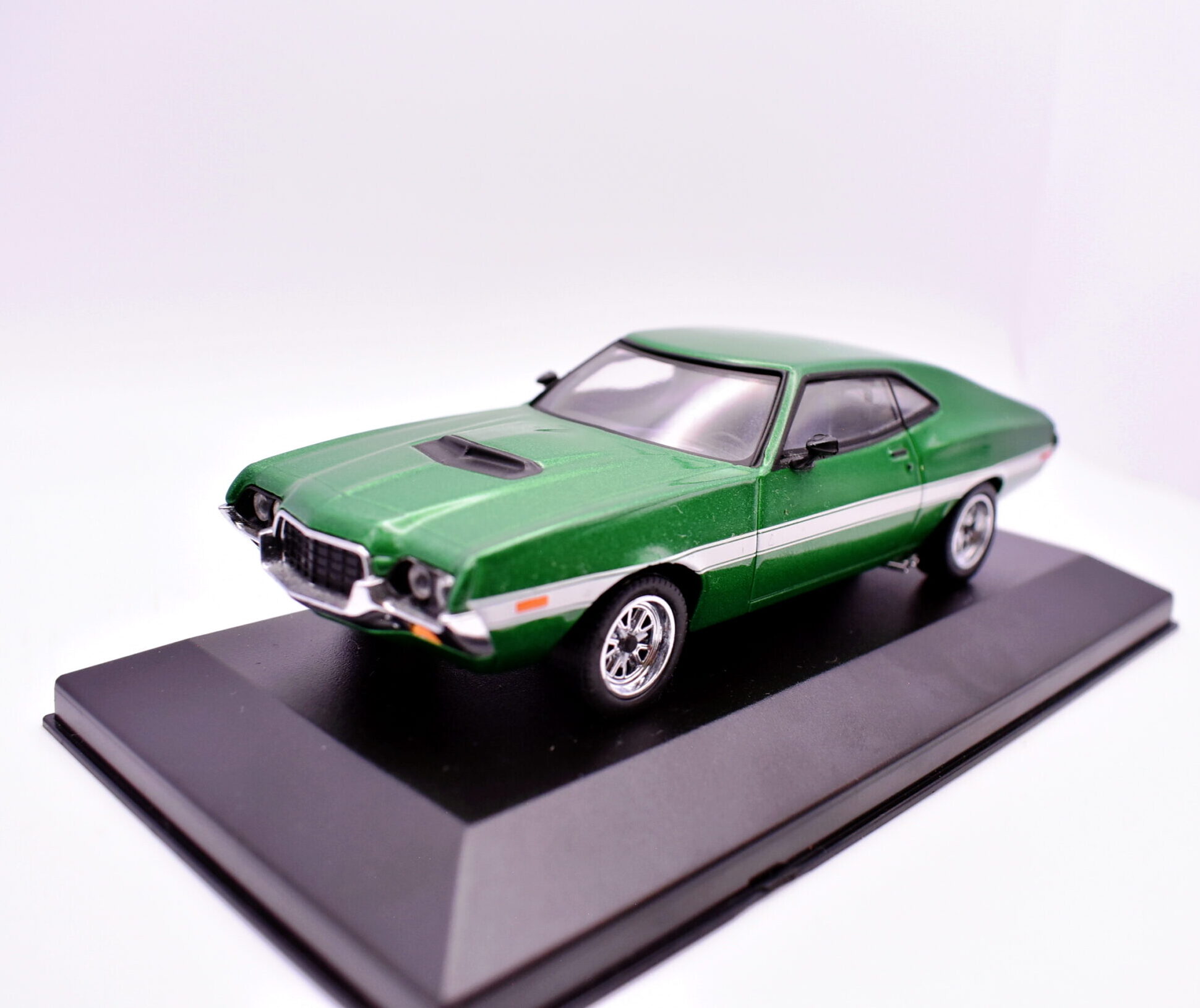 Modellino auto scala 1:43 ford torino greenlight diecast modellismo statico