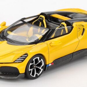 Modellino auto scala 1:64 Mini GT BUGATTI W16 MISTRAL
YELLOW 2023 1:64 modellismo