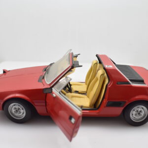 Modellino auto scala 1:18 fiat X 1/9 minichamps diecast modellismo da collezione