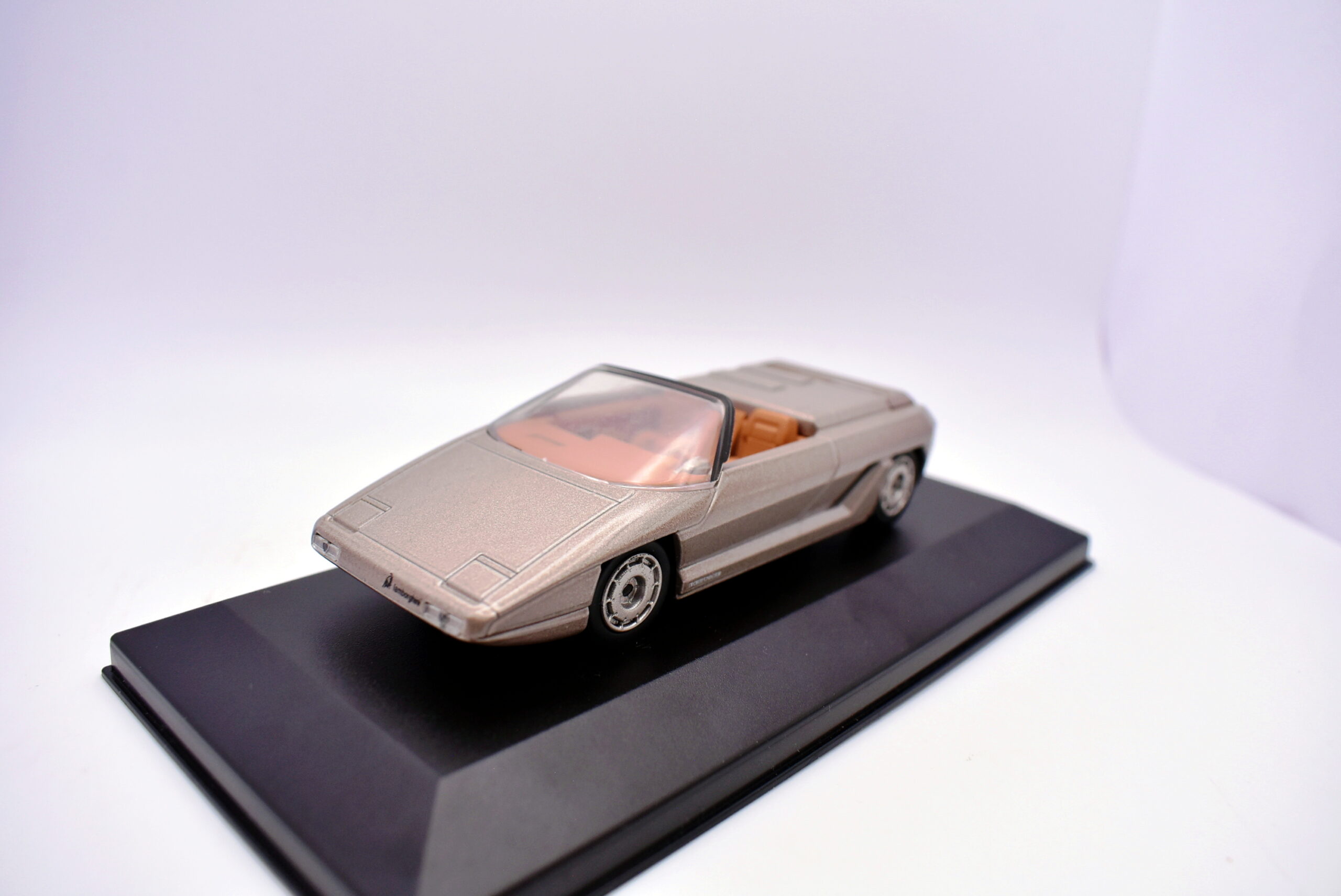 Modellino auto scala 1:43 lamborghini athon bertone ixo diecast modellismo statico - Image 2