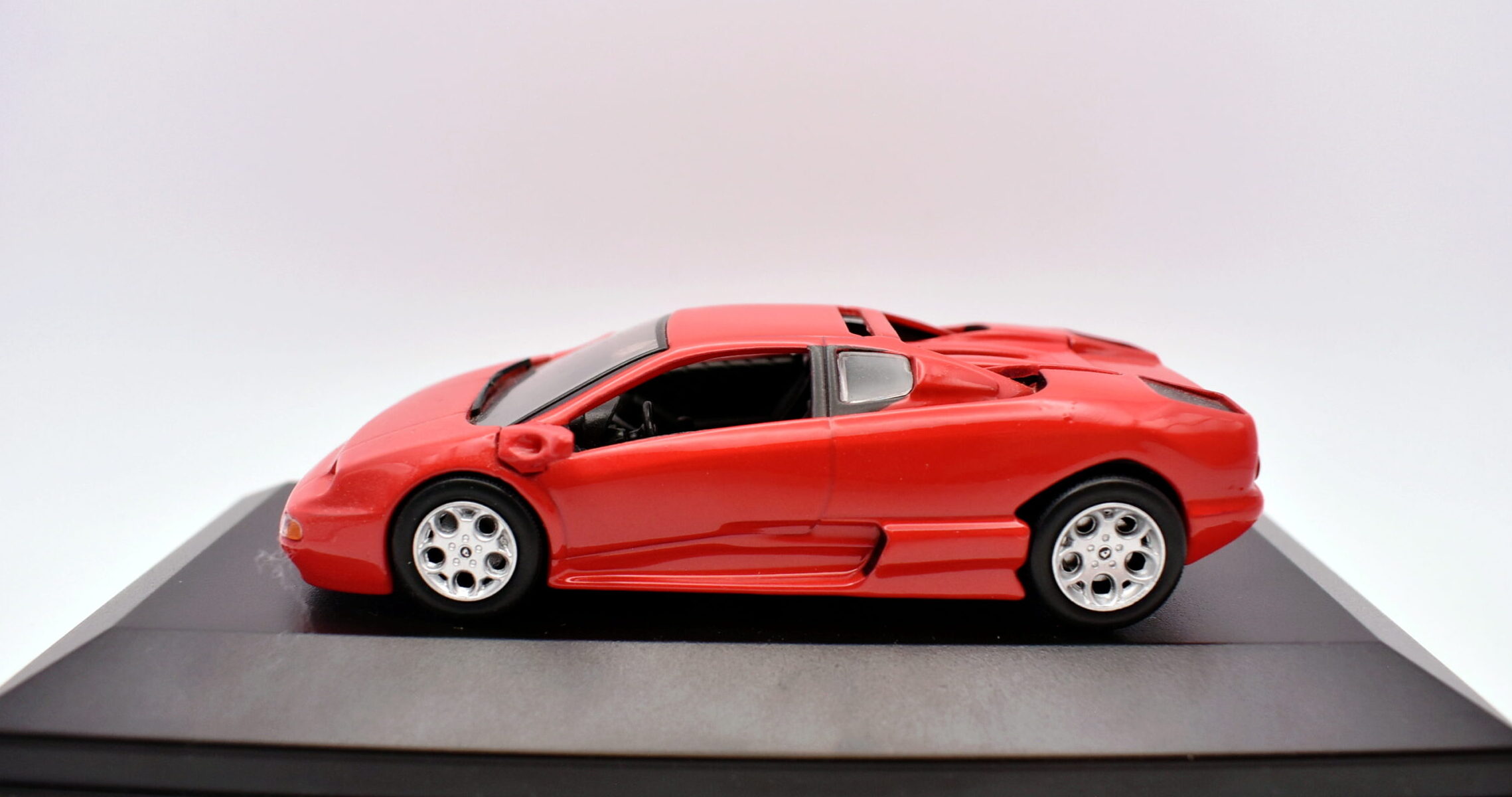Modellino auto scala 1:43 lamborghini acosta ixo diecast modellismo statico