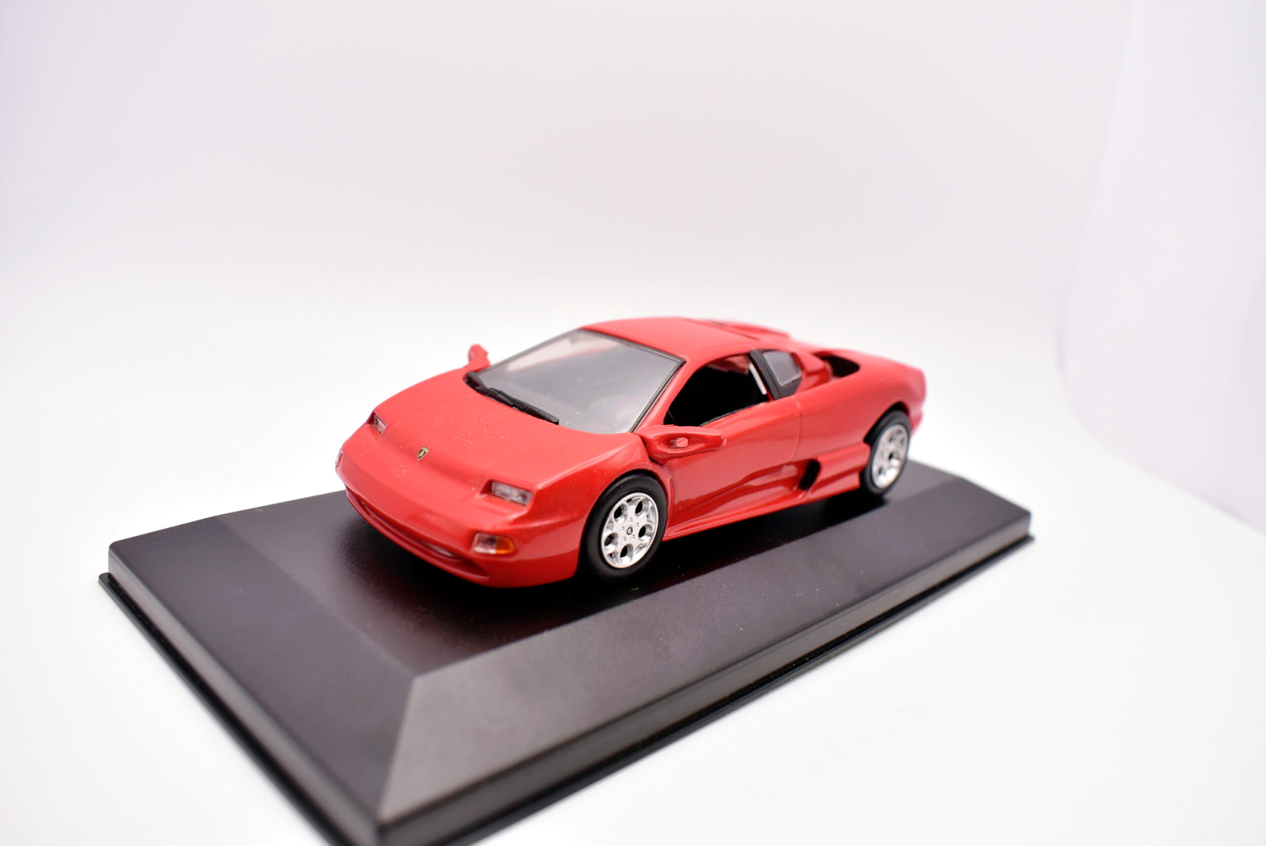 Modellino auto scala 1:43 lamborghini acosta ixo diecast modellismo statico - Image 2