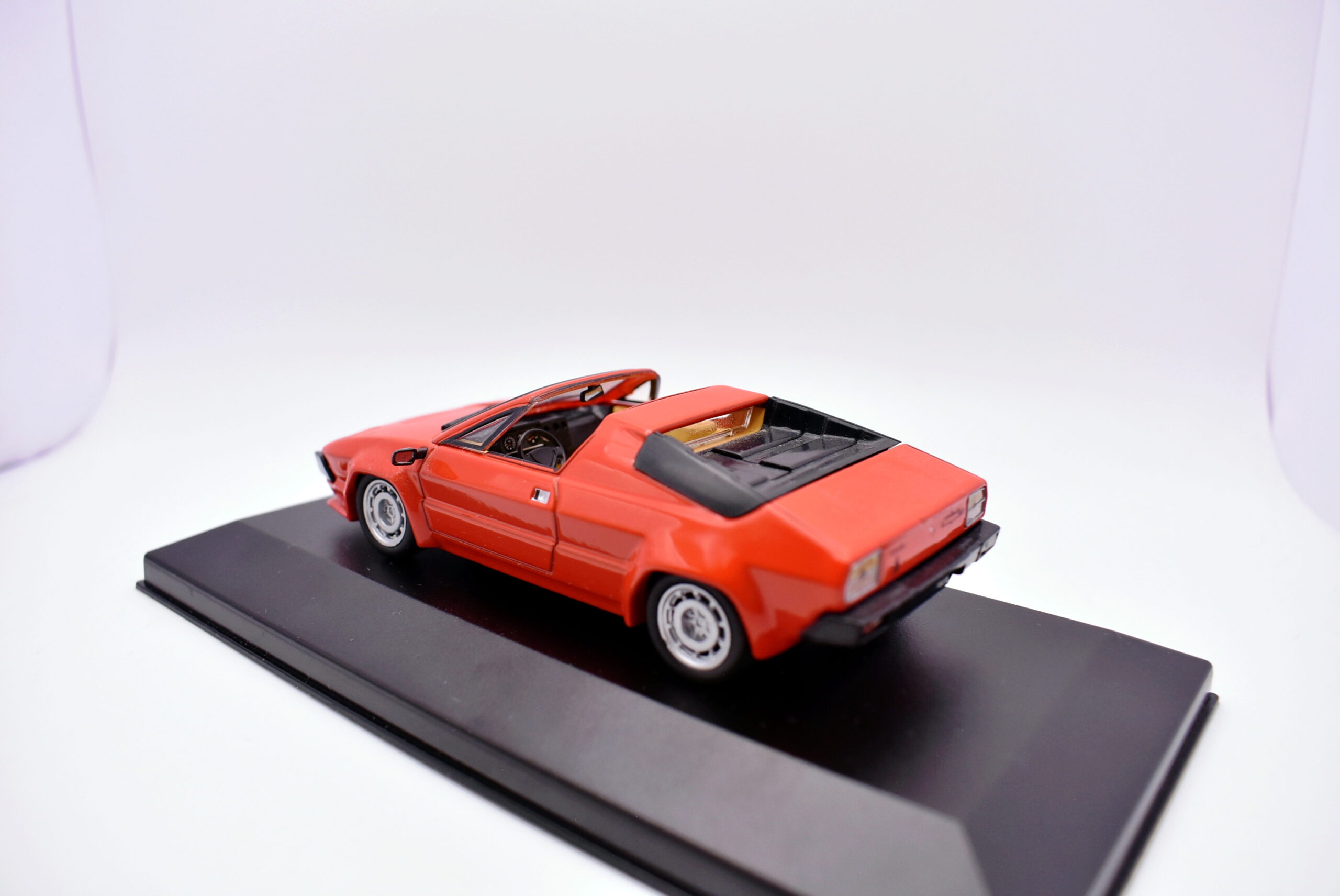 Modellino auto scala 1:43 lamborghini jalpa p 350 ixo diecast modellismo statico - Image 3