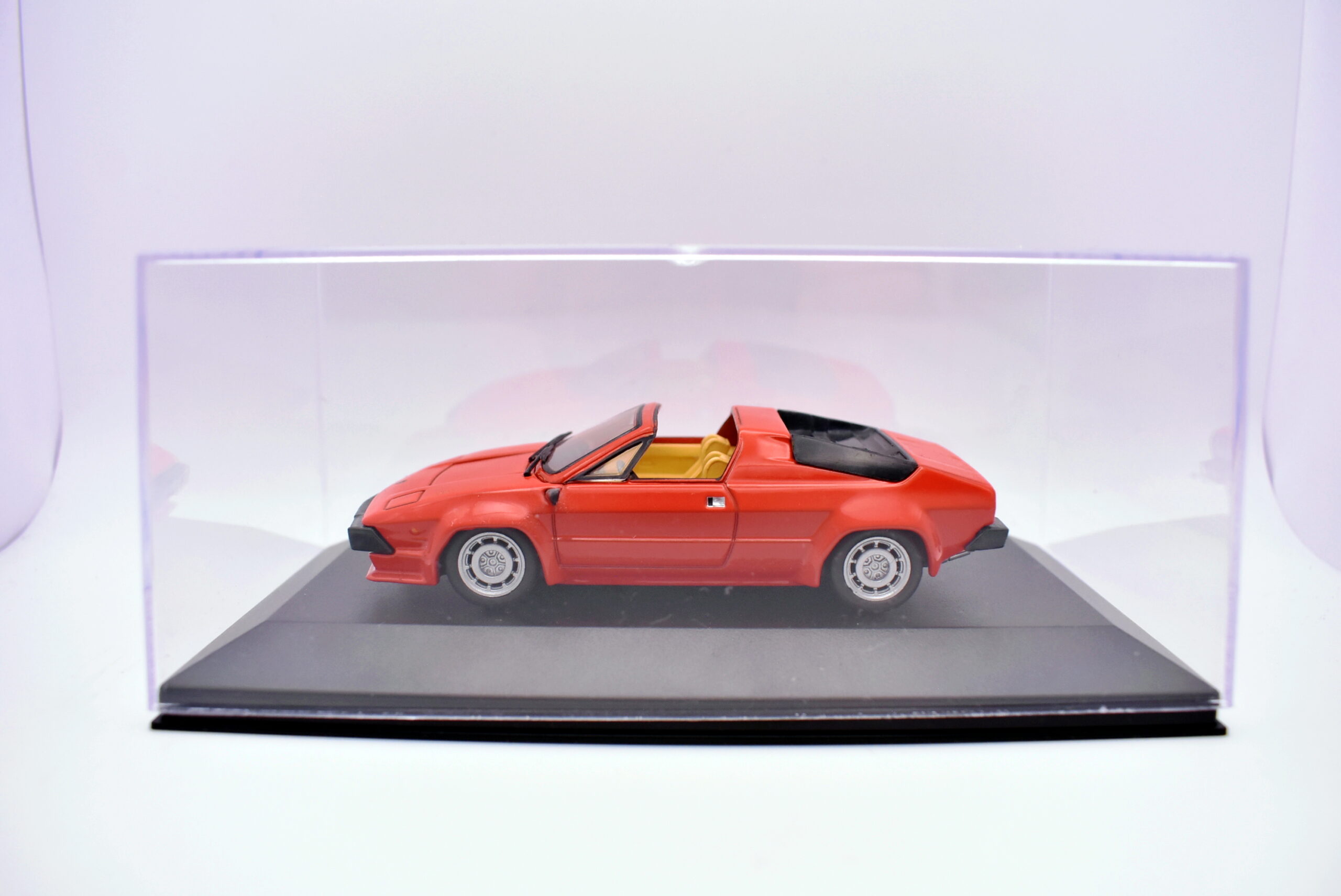 Modellino auto scala 1:43 lamborghini jalpa p 350 ixo diecast modellismo statico - Image 4